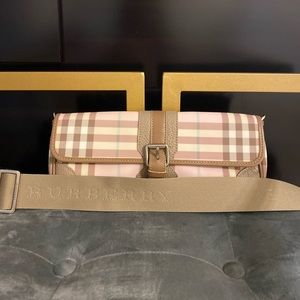 Authentic BURBERRY rare pink Wristlet/Belt Bag